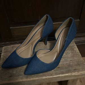 Jessica Simpson heels